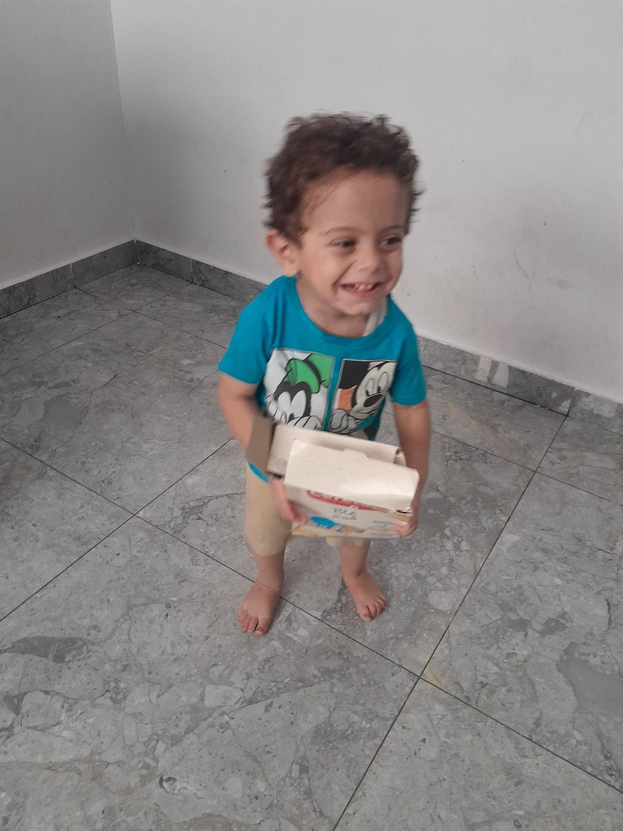 My stomach is empty, and my belly hurts. I haven't eaten since yesterday, but the real pain isn't hunger, it's in this silent world that doesn't hear our groans.If you can see me,make a comment, maybe it will be life for a child who suffers in silence🫂🙏🏻
gofundme.com/f/help-palesti…