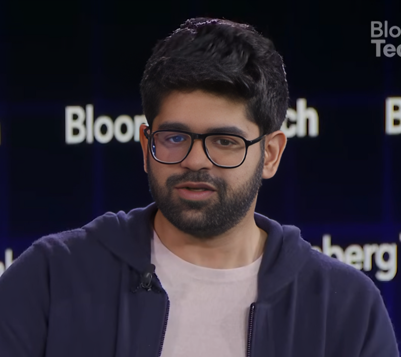 heathahrens's tweet photo. Perplexity just made a crazy $34.5B bid for Google’s Chrome.

The $14B AI startup is offering more than double its own valuation, for a product Google hasn’t even put up for sale.

Here’s why this could be the boldest tech move of the decade (and why it might just work): ⬇️ https://t.co/GZm58hpbf6