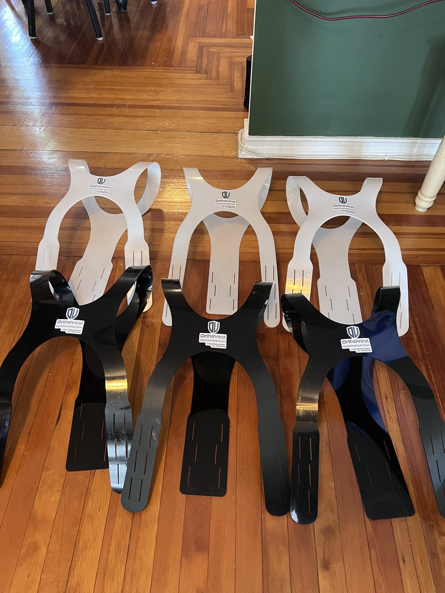 CardiologyCoder's tweet image. Just wrapped up a whirlwind mission across Puerto Rico 🇵🇷 delivered 6 OrthoVests to 6 different physician groups around the island.
These vests are built to bring relief from back pain, and early feedback from doctors & lab teams has been overwhelmingly positive 🙌.
Here’s to…