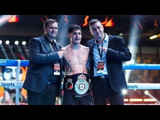 tuchojurnet13's tweet photo. Lejos de lograr una alegría generalizada entre los argentinos, la consagración de Mirco Cuello provocó envidias y reacciones negativas 🫤🥊 "SER CAMPEÓN EN ARGENTINA", nueva nota en #DeContra ✍️🏽 ¡La leés acá! ➡️ https://t.co/47UFY8vubs https://t.co/FqASVdI1bN