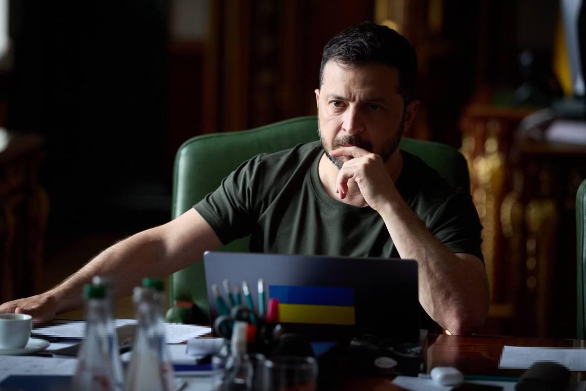 visegrad24's tweet photo. Zelensky: "I am not going to surrender my country, because I have no right to do so"

The Ukrainian president made several important statements ahead of the meeting between Trump and Putin in Alaska: 

- Trump really wants to end this war, just like Ukraine. Three meetings are needed: two bilateral and one trilateral. Ukraine also insists on Europe's participation in the negotiations.

- In one day, Russians lose 968 people, of whom 531 are killed. Ukraine loses 340 people, of whom 18 are killed.

- Putin always speaks with ultimatums, but he does not have the strength against Trump to communicate with him through ultimatums.

- Putin needs a "photo" from the meeting with Trump, conversations without Ukraine will not be perceived as a fact.

- I am not going to surrender my country, because I have no right to do so. And the question is not that I am hiding behind the Constitution. The state is what, private property? 30% of Donetsk region is what, my private property?

- Donbas for the Russians is a springboard for a future new offensive. If the Defense Forces leave Donbas voluntarily or under pressure, a third war will begin. The military will not leave the Donbas because these are illegally occupied territories of Ukraine.