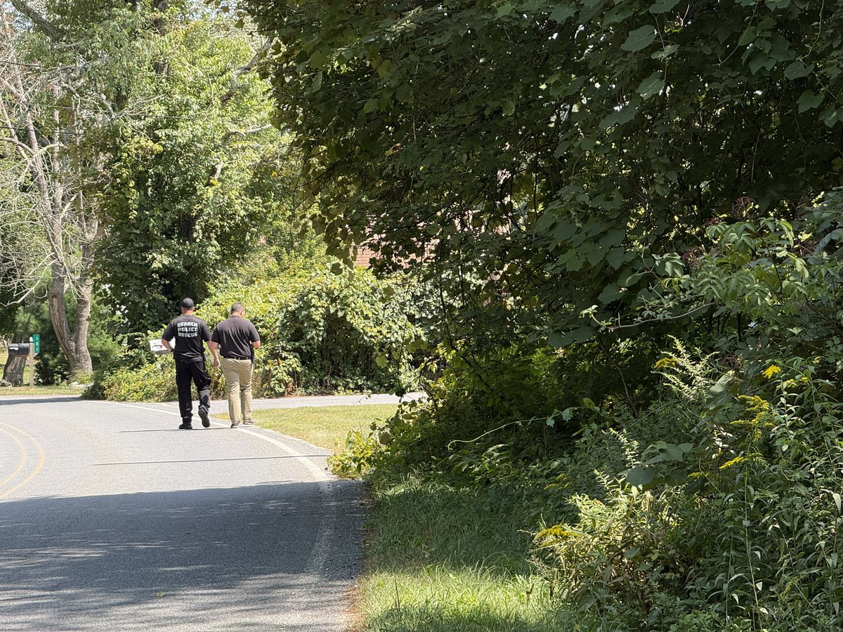 Molly Levine (@levine_on_scene) on Twitter photo #NOW Police are searching the woods near County Street in Rehoboth for 18 year old Kylee Monteiro. She was reported missing on Thursday and was last seen in the area.
Her family tells me she’s 11 weeks pregnant.
Anyone with information should contact Rehoboth Police. <a href="/NBC10/">NBC 10 WJAR</a> #NOW Police are searching the woods near County Street in Rehoboth for 18 year old Kylee Monteiro. She was reported missing on Thursday and was last seen in the area.
Her family tells me she’s 11 weeks pregnant.
Anyone with information should contact Rehoboth Police. <a href="/NBC10/">NBC 10 WJAR</a>