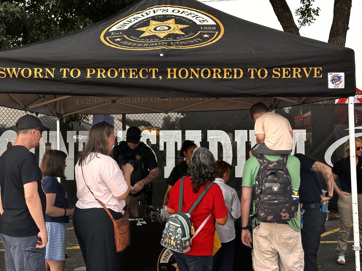 jeffcosheriffco's tweet image. School’s back in session next week and our SROs are fired up! After an epic Back to School Bash at Jeffco Stadium, we’re ready for the hallways, the high-fives, and the year ahead. 

#BackToSchool #SRO #SchoolResourceOfficer