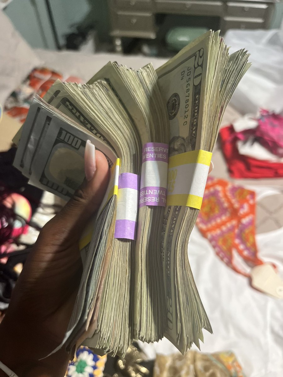 𝐓𝐡𝐞 𝐌𝐚𝐢𝐧 𝐂𝐡𝐚𝐫𝐚𝐜𝐭𝐞𝐫 💕✨💋 tweet media