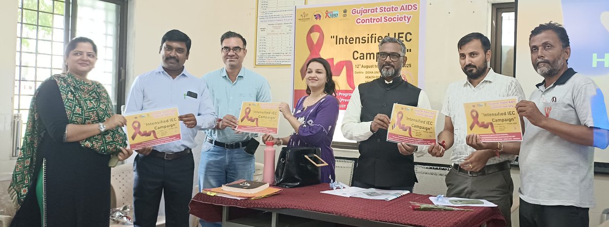 CDHOMeh's tweet image. ૧૨ મી ઓગષ્ટ ૨૦૨૫ “યુવા દિન”નિમિત્તે દિશા યુનિટ,મહેસાણા દ્વારા“ઈન્ટેન્સીફાઈડ આઈ.ઈ.સી. કેમ્પેઈન ૨૦૨૫”નું લોન્ચીગ કાર્યકમ જીલ્લા ટી.બી.સેન્ટર,મહેસાણા ખાતે યોજાયો. @NACOINDIA #aidsawareness #preventionandcontrol
#HIVAwareness   #intensifiedieccampaign @CollectorMeh @ddo_mehsana