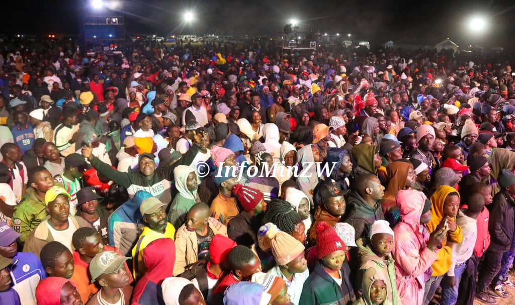 This evening, the Ministry of Information, Publicity and Broadcasting Services <a href="/InfoMinZW/">Ministry of Information, Publicity & Broadcasting</a> is holding the  Heroes and Defence Forces musical concert at Kujeke Grounds, in Hwedza, Mashonaland East Province.
#LestWeForget