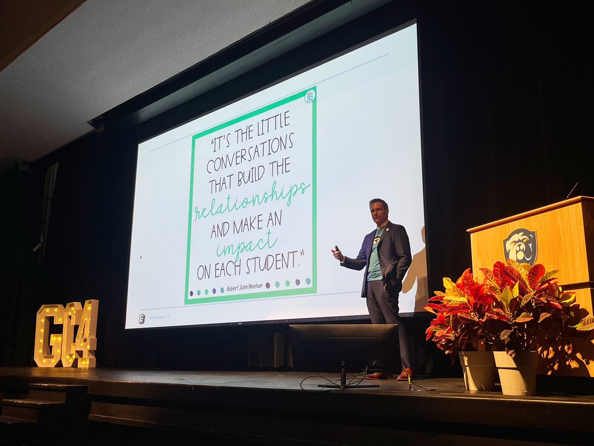 TheHelenRansom's tweet image. What a thrill Convocation was this morning! The energy in that room was phenomenal and I’m so excited to see all of the ways you spread #ALittleBitOfLove this school year! @GrandviewCSD4 @krodrequez @JClarkson1980 #FutureStrong #EmpowerPassion