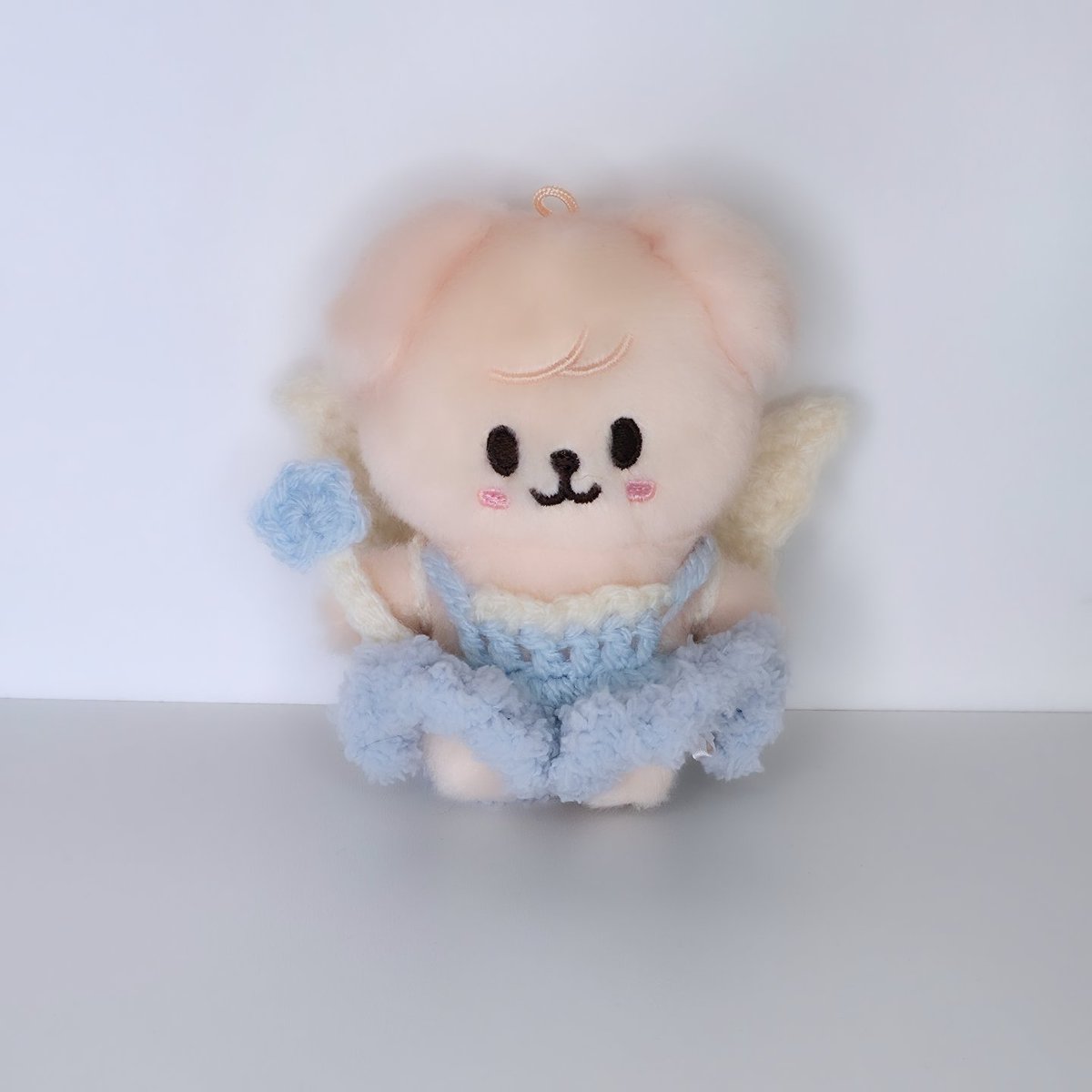 oddinent's tweet image. you can shop a range of crocheted (100% handmade and one-of-a-kind)  kpop doll clothes at oddinent.com/shop/shopkpop/… 🧚🏻‍♀️👗👒

made for Stray Kids Skzoo, Zerobaseone Zeroni and more!🎀

#kpop #kpopstore #kpopshop #straykids #skzoo #Zerobaseone #zeroni