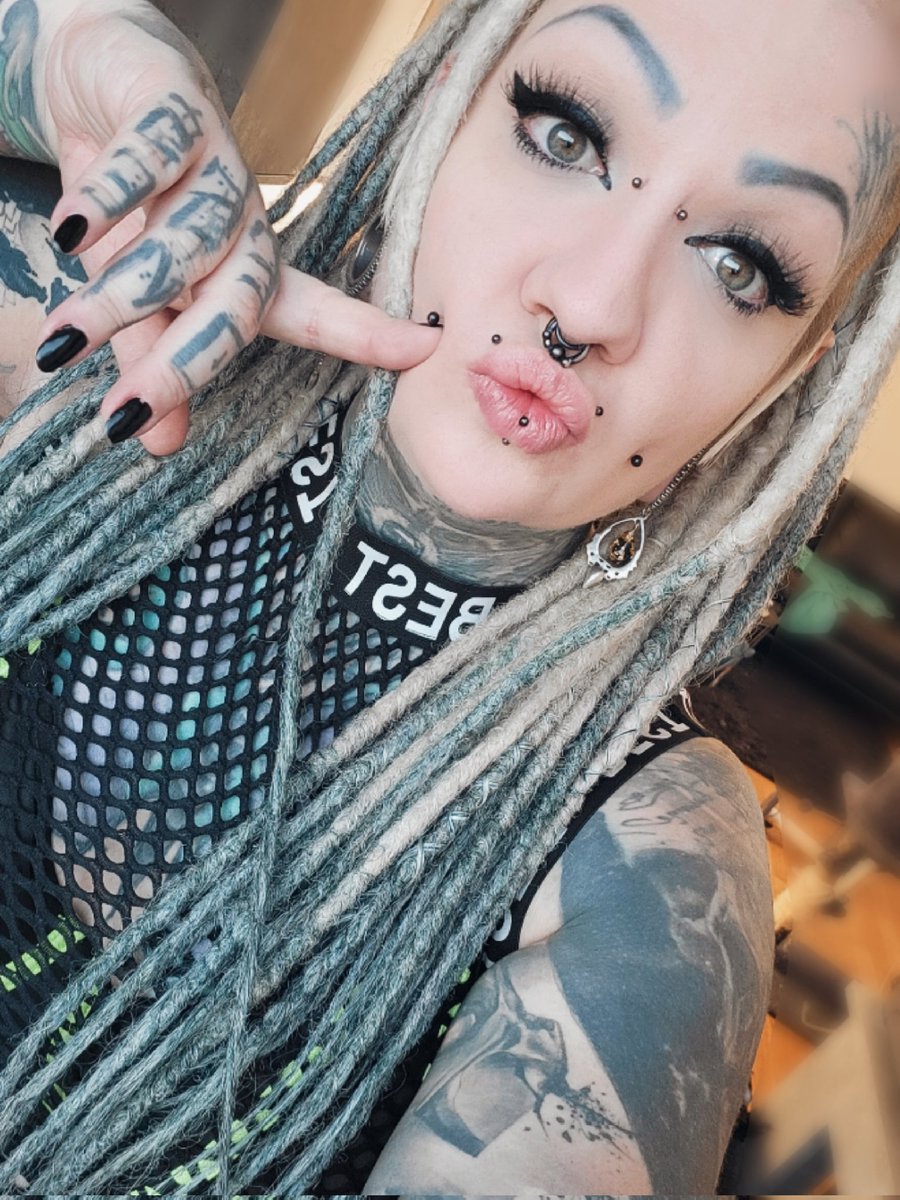 MonaRacoon's tweet photo. Come into my colorful world and discover more ✨️

#inkedup #TattooAddict #pierced #dreads #tattoomodel #linkinbio #OnlyFans #mym #followme #dmme https://t.co/X1YhrEow8J