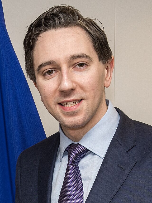 Cervical check scandal. 

Children's hospital scandal. 

Now #JusticeForHarvey 

Simple Simon Harris has done enough damage, it's time for him to go. 

#resignsimonharris 

#Harrisresign 

#WickkowWeasel