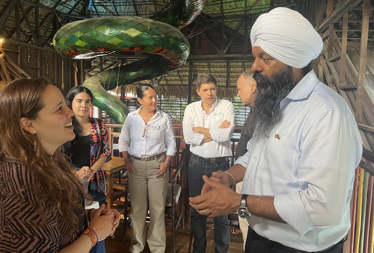 randeepssarai's tweet photo. Innovative financing is unlocking new opportunities for people and the planet.

In Leticia, I met with partners who are advancing creative funding models that grow green jobs, empower women, and connect local entrepreneurs to global markets. https://t.co/WSOsqTmSx6