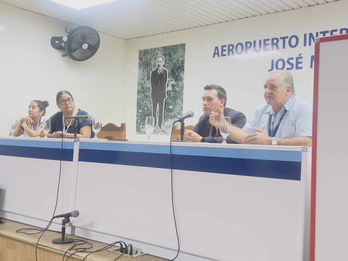 EcasaHabana's tweet photo. En este #DíaInternacionalDeLaJuventud, celebramos con alegría y orgullo el papel de los jóvenes en la construcción del futuro. Esta fecha nos remonta a la figura de #FidelCastro, quien confió plenamente en la energía, el compromiso y la capacidad de la juventud cubana. 
#AIJM https://t.co/tYa8vLXpRu