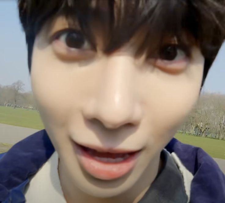 jwd15910's tweet image. animal                                                  real life