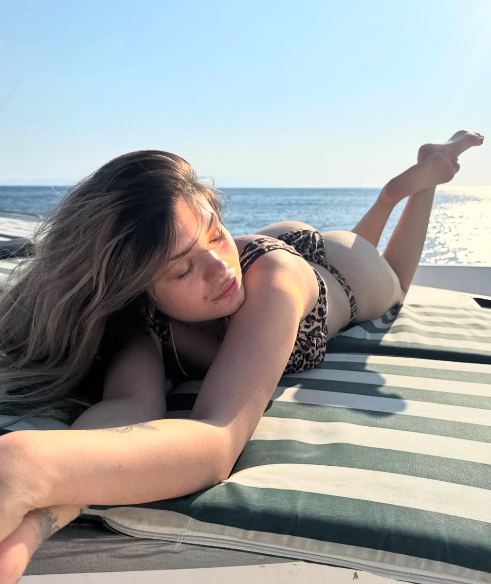 unlupaylasma's tweet photo. Simge Barankoğlu ücretsiz paralı kıyafetsiz videoları için gruba katıl 🔞

✅ RT yapanlar gruba anında katılabilir.

https://t.co/5GkNMbApvz https://t.co/TrXTqUvOfv