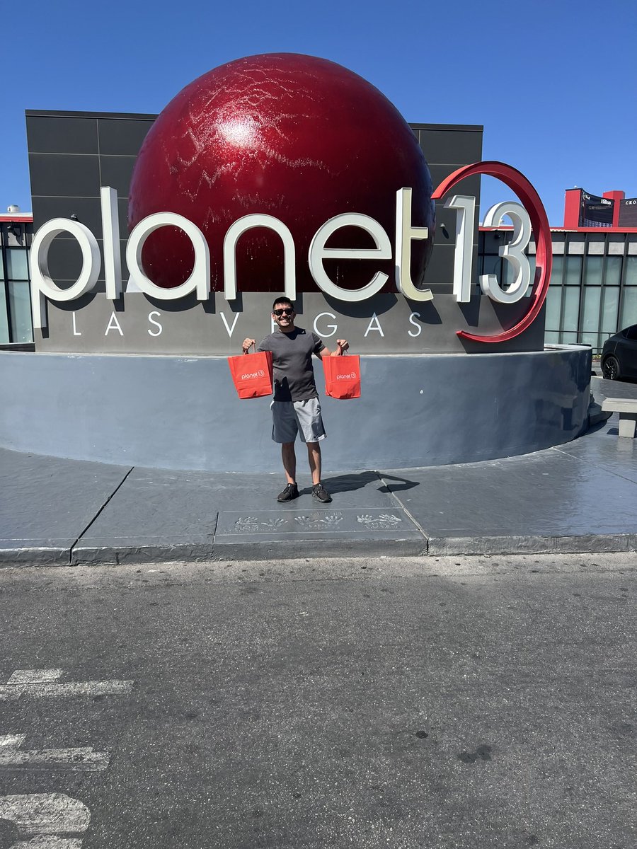 StocksniperTeam's tweet photo. Cannabis stocks have been hot and the team is tagging bags along the way! Thank you Planet 13, great store, great product, but a better 1st Green Day pattern for the stock! $PLNH
@simplertrading 

#StockSnipers #StockMavericks #TagTheBag #Planet13 #WeedStocks #CannabisStocks #PLNH #LavVegas #LetsGetRichTogether