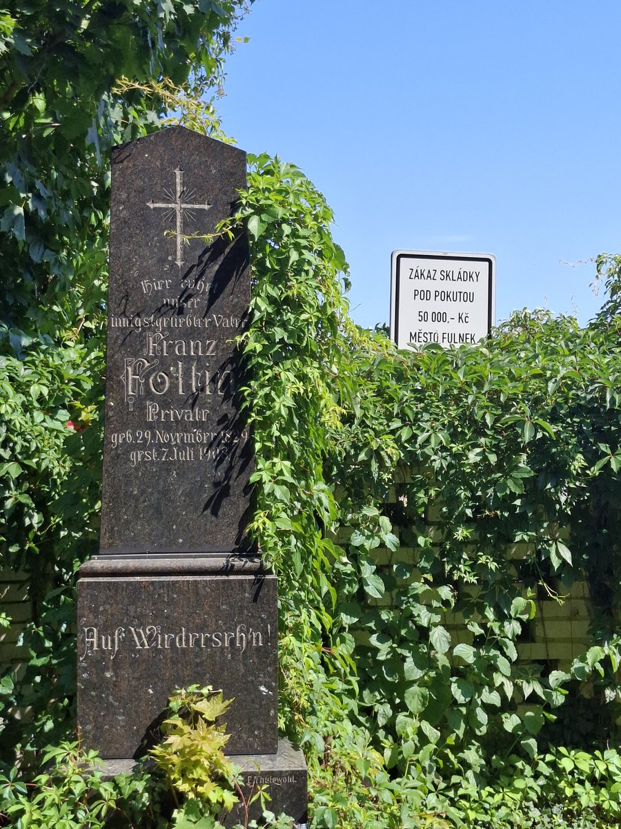 Staré zašlo, nové vzkvetlo...