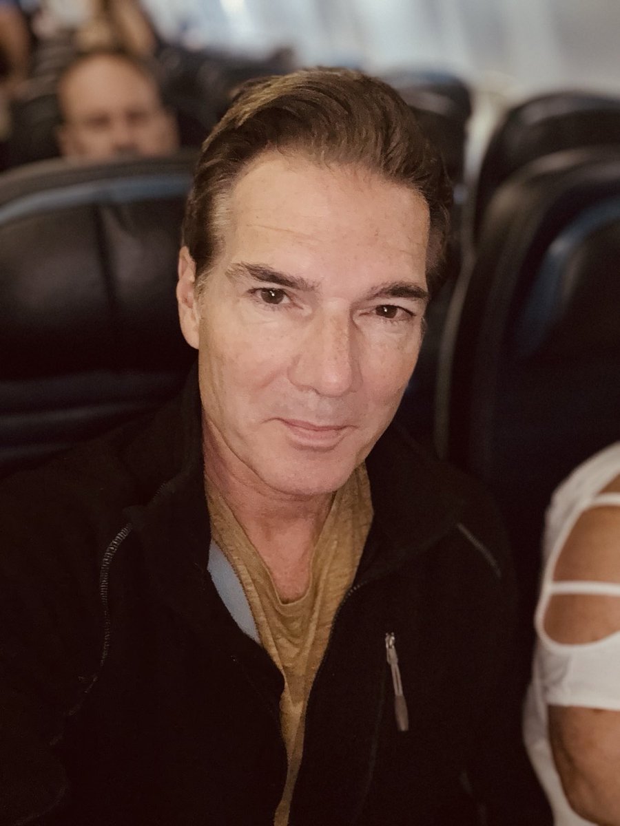 Hi from <a href="/united/">United Airlines</a> #609, Chicago-Phoenix, for a report on how much water AI farms use, often in already water-deprived regions (<a href="/intel/">Intel</a> &amp; @taiwansemiconductor we’ve reached out to you, so far with no answer). See you in the 312 on Friday ⁦Look for us on ⁦<a href="/AJEnglish/">Al Jazeera English</a>⁩