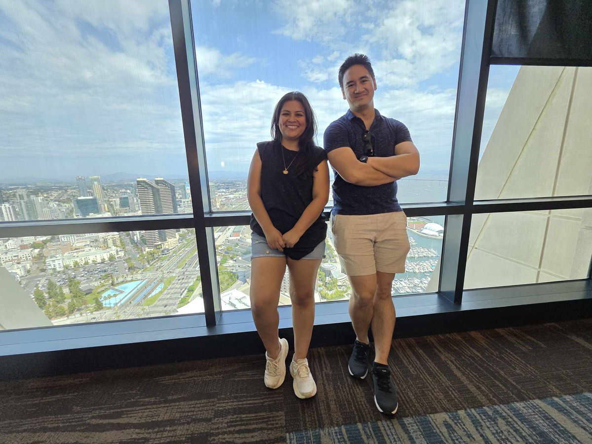 TwitchCon is right around the corner! With that in mind, <a href="/PodsofWar/">Janessa Christine @ TwitchCon</a> &amp; @oliverpascual13 spent some time scouting out the area in search of the best spot for a Fenix Down shindig.

Will you be at <a href="/TwitchCon/">TwitchCon</a> this year? Let us know if you want to chat!

📨 fenixdown.co/contact