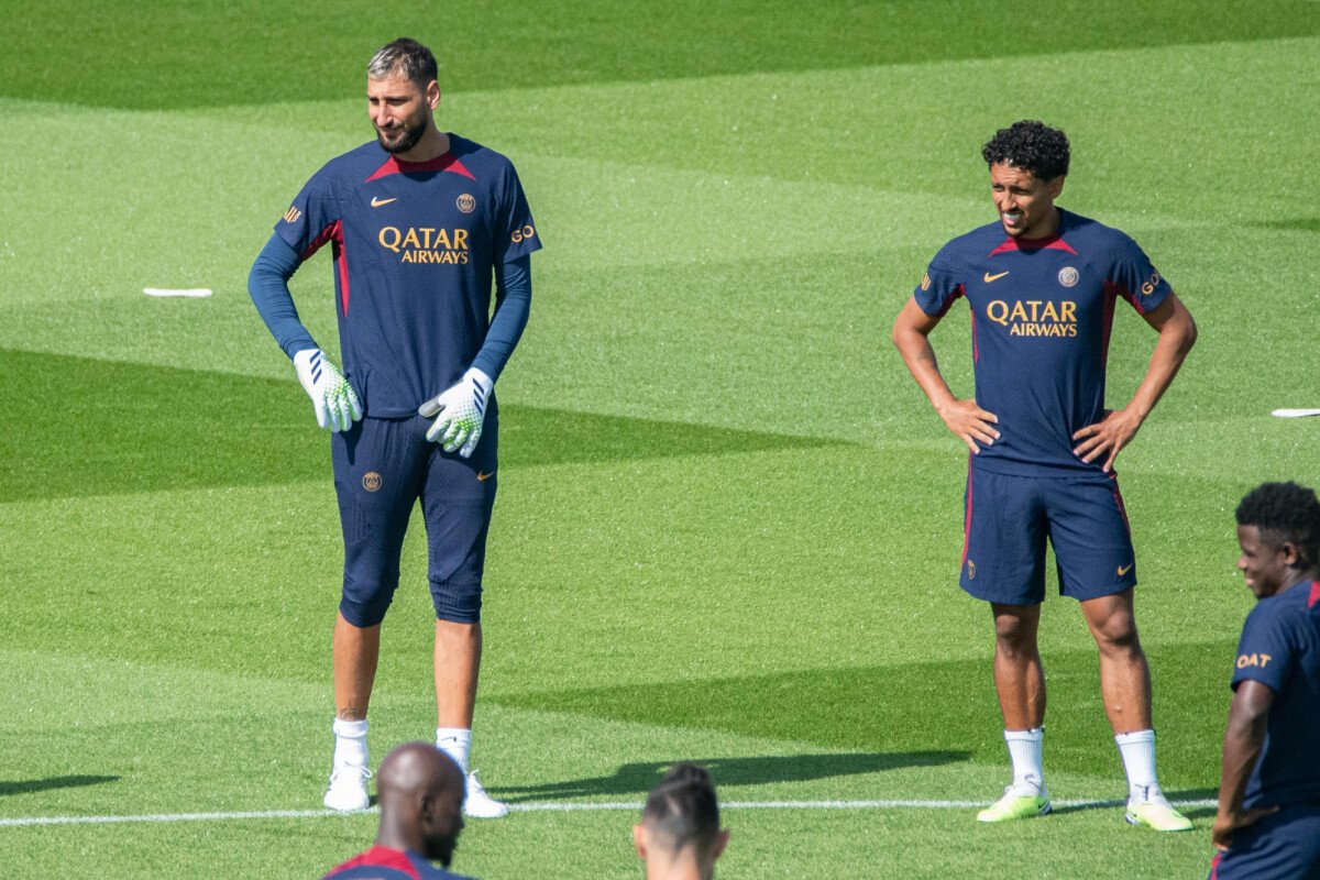 🚨 Marquinhos sur Donnarumma: “Nous savons à quoi ressemble le football, ce qui, surtout au moment du mercato, est un peu difficile. C'était un grand joueur pour nous, il mérite tout le meilleur de sa vie. Grande personne et grand homme, il respectait beaucoup ce club mais le