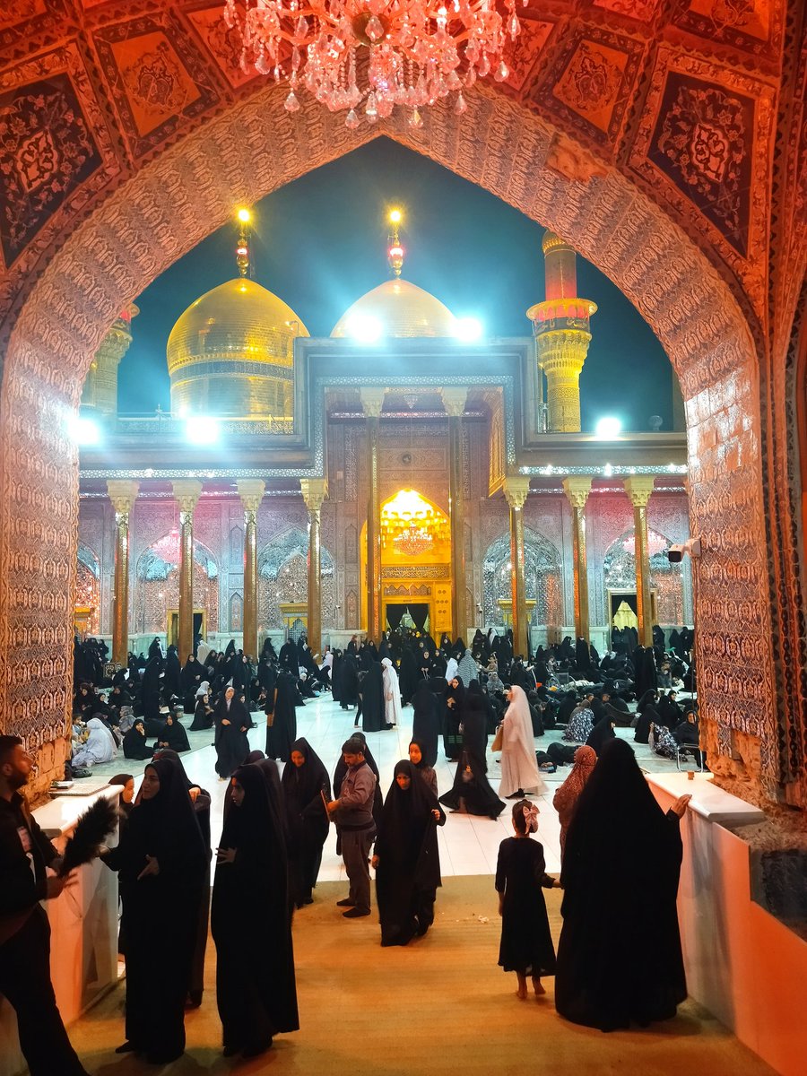 کاظمین نائب الزیاره دوستان هستم