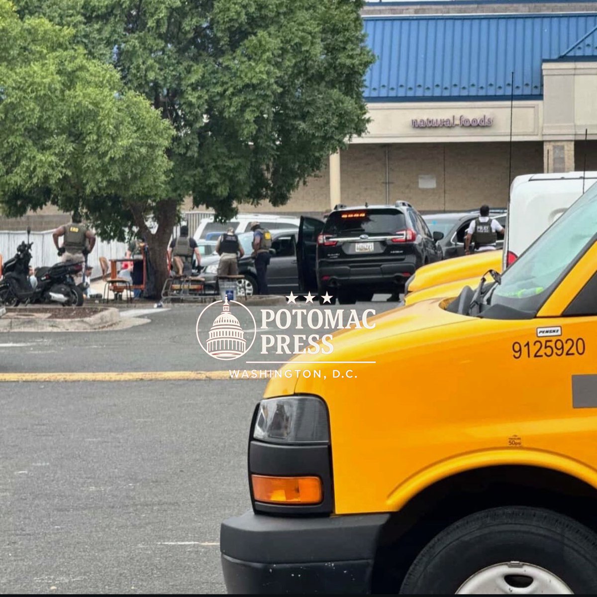 ICE was spotted at a Home Depot this morning in Northeast D.C at Rhode Island Ave. At least a dozen individuals were taken into custody.