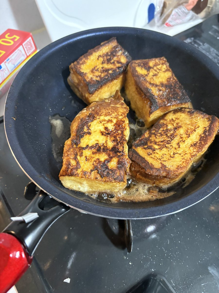 Dachomai's tweet photo. 健康のために自炊開始してから毎食フレトー食ってる https://t.co/fqgSnzJtNl