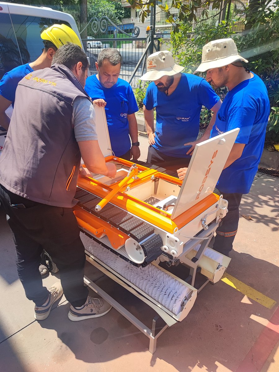 Robotik temizlikte lideriz, teknik destekle de öyle! 

7/24 teknik destek, düzenli bakım, orijinal yedek parça, kullanıcı eğitimlerimiz ile robotlarınızın maksimum verimle çalışmasını sağlıyoruz. 

Detay için: rob-sys.com/satis-sonrasi-…

#robsys #teknikdestek #solarpaneltemizliği