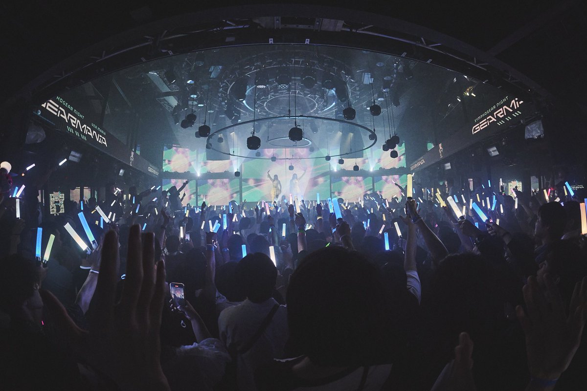 DJタマキ (@tamakinodj) on Twitter photo #ギアマニ #GEARMANIA
今回も素敵なお写真いただきました🙏✨
ここに載せきれないんだけど、本当にダンサーさん達の表情や動きが素晴らしくて感動😭🤍
#symphogear
📸:<a href="/mmmmojjjjja/">うがい かな (ちゃんち゛ゃ)</a> #ギアマニ #GEARMANIA
今回も素敵なお写真いただきました🙏✨
ここに載せきれないんだけど、本当にダンサーさん達の表情や動きが素晴らしくて感動😭🤍
#symphogear
📸:<a href="/mmmmojjjjja/">うがい かな (ちゃんち゛ゃ)</a>