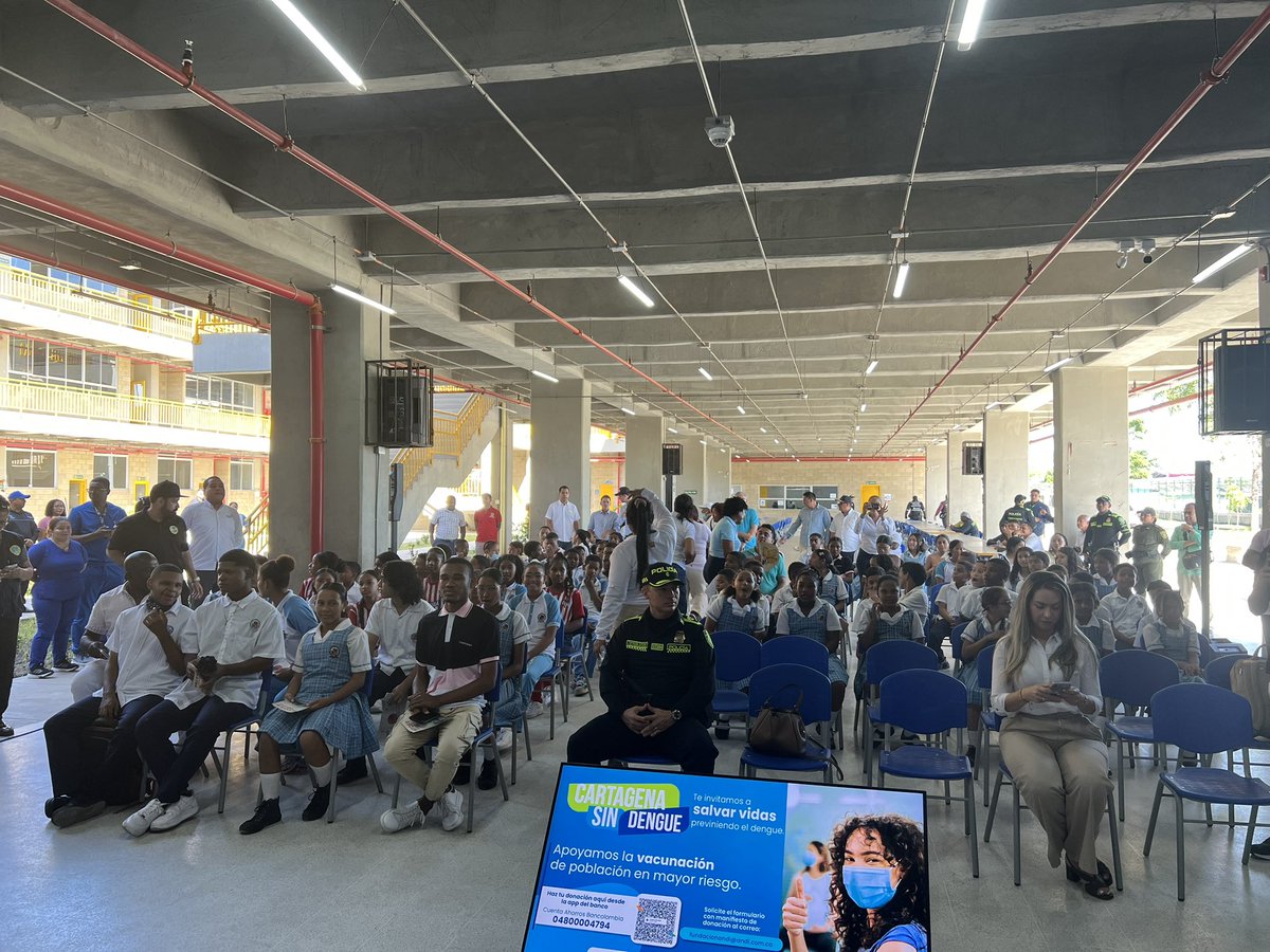 Iniciamos en este momento el proyecto de vacunación contra el Dengue en Cartagena como parte de las actividades del Congreso Empresarial Colombiano CEC
Vacunaremos en alianza con la <a href="/AlcaldiaCTG/">Alcaldía de Cartagena</a>, su alcalde <a href="/dumek_turbay/">Dumek Turbay Paz</a> el director del Dadis <a href="/rafanavarro1/">Rafa Navarro</a> con recursos aportados