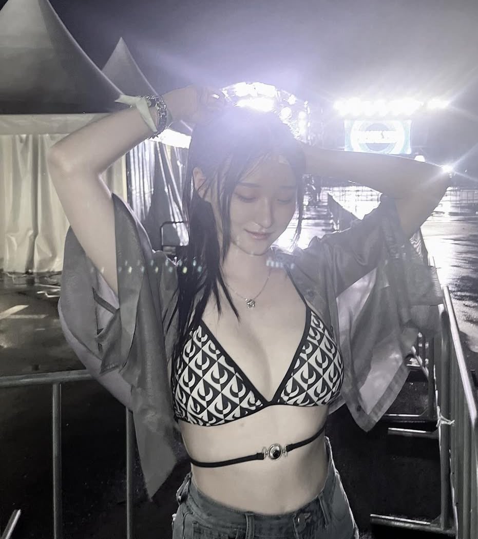 ZicP07's tweet photo. エロい乳もってるオナペちゃん💕💕
#おなぺ #オナペ https://t.co/sf9mI7NjW4
