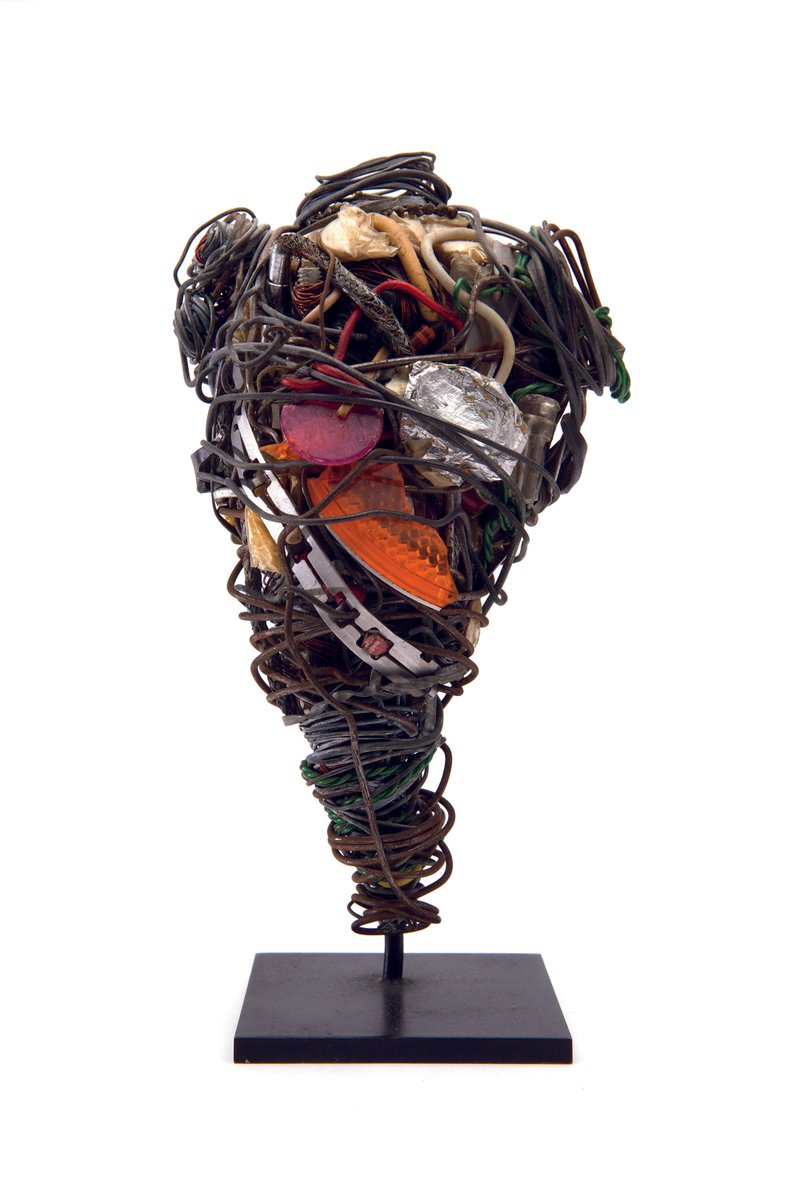 OutsiderArtFair's tweet photo. For the 2015 Curated Space, Jay Gorney and Anne Doran organized “If I Had Possession Over Judgment Day.” Titled after a Robert Johnson song, works by five artists were brought together
#jaygorney #annedoran #adolfwölfli #emeryblagdon #marklombardi #melvinway #philadelphiawireman https://t.co/xM69a1D41W