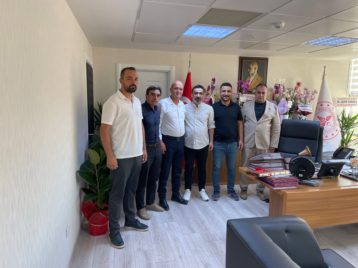 Turkav Malatya il yönetim kurulu olarak Malatya Eğitim ve Araştırma Hastanesi'ne Baş Hekim olarak atanan vakıf yönetim kurulu üyemiz Doç Dr Fatih GÖNÜLTAŞ hocamıza hayırlı olsun ziyaretinde bulunduk kendilerine misafirperverliği için teşekkür eder yeni görevinde başarılar dileriz