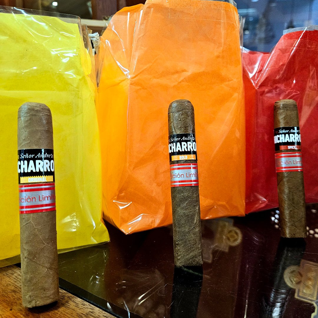 JSchwartzCigar's tweet photo. Anyone craving Chicharrones? Viaje has you covered 😎 #Viaje #Chicharrones #NowInStock
https://t.co/75Msdae9mc https://t.co/wVS8N6gAjw