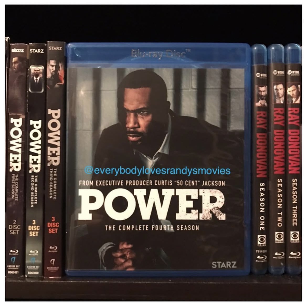 RandysMovies's tweet photo. TV Show: #Power: Season 4 (2017)
Starring: #OmariHardwick #LelaLoren #NaturiNaughton #JosephSikora #AndyBean #50Cent #ShaneJohnson #JRRamirez #RotimiAkinosho #DavidFumero #LaLa #MichaelRaineyJr. #JerryFerrara
Guest Starring/Recurring: #CharlieMurphy #WilliamSadler #SheenaSakai #VictorGarber #ElizabethRodriguez #MauriceCompte #AnaDeLaReguera #LarenzTate #MarcusCallender
Directed By: Multiple Directors
#BluRay
#CouchPotato
#TVShowCollector
#BluRayCollection
#TVShowCollection
#TVJunkie
#Starz
#PhysicalMedia
#TVTwitter