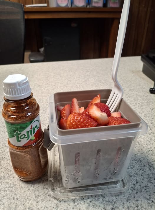 real92fm's tweet photo. Impromptu taste test for Todd's 2nd breakfast...I hope it's good! https://t.co/QBVkP3a51A