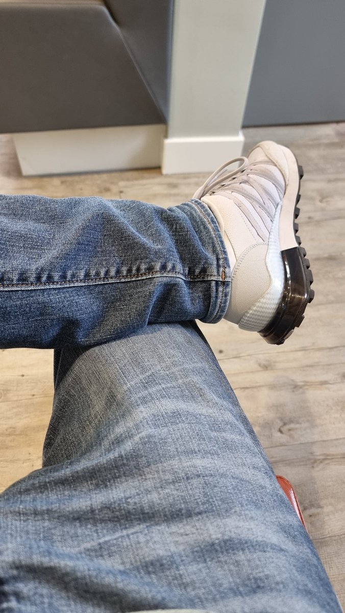 Wachtkamertweet.
Afspraak bij de tandarts, controle.