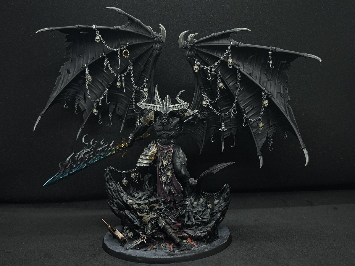 kogami_eririn's tweet photo. BE′LAKOR THE DARK MASTER
#ウォーハンマー #WHAOS https://t.co/jNpF0aT3Sn