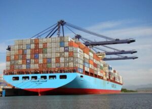 MasContainer's tweet photo. Las #tarifas de #fletamento por #tiempo están en máximos nunca experimentados fuera de la era #covid, mientras que las #tarifas al #contado han estado disminuyendo durante nueve semanas consecutivas, señalaron desde @SealGT  https://t.co/KMj5iHihkH https://t.co/xCU6MIshrN