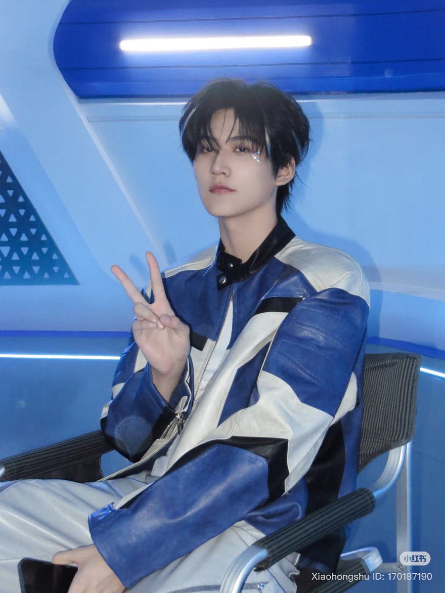 dramapotatoe's tweet image. #ZhouKeyu updates Xiaohongshu