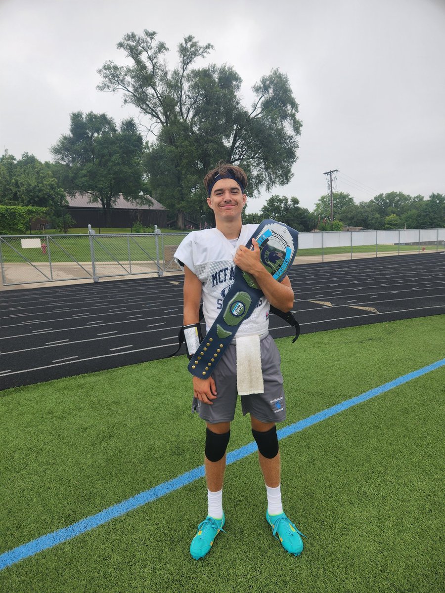 DoTD for Monday's practice is <a href="/garrettcrull5/">Garrett Crull</a>. Throwing absolute dots.