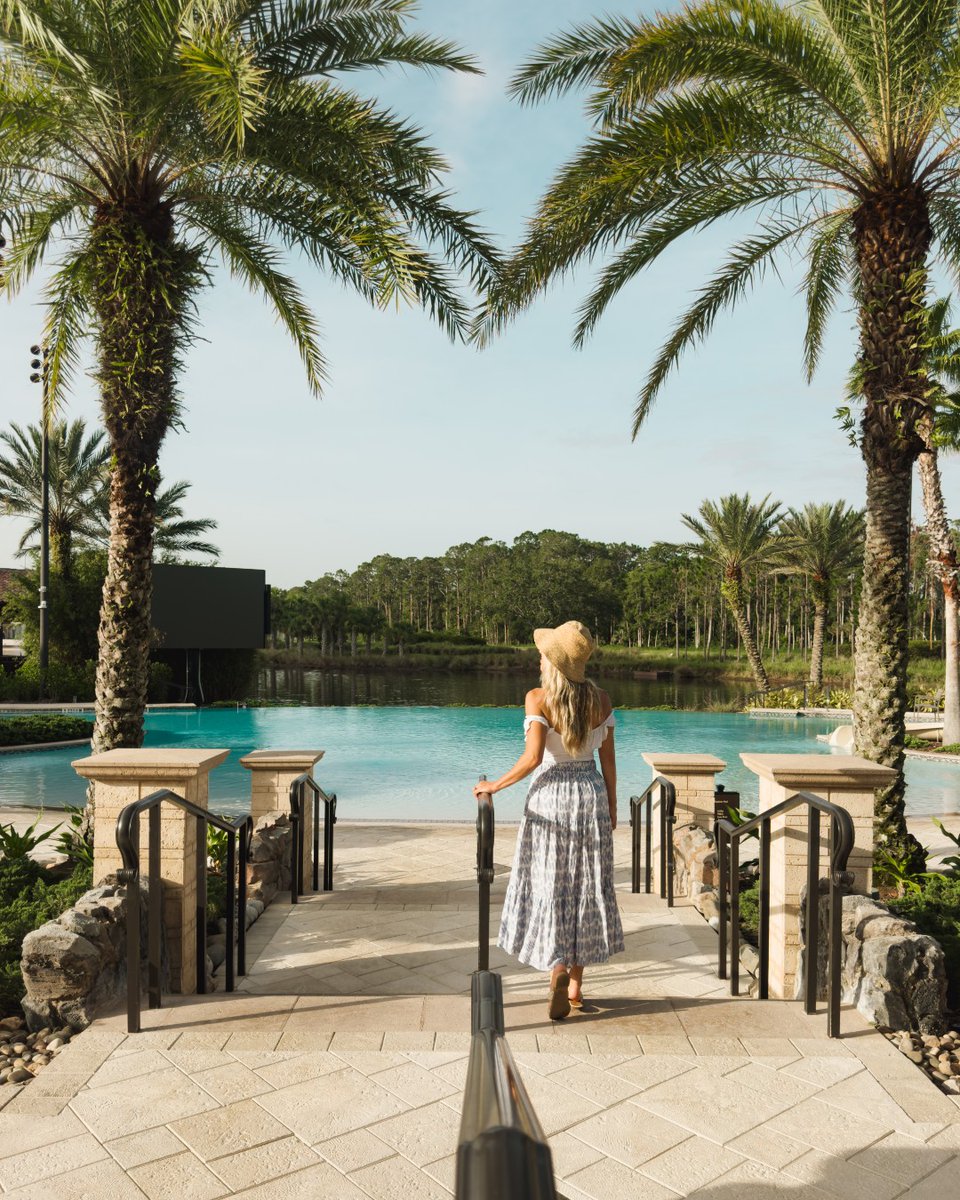 Labor Day may be around the corner, but our summer story is far from over. That’s the beauty of a #FSOrlando summer— it’s endless. 

@thedaydreamdiaries
#FourSeasons #LaborDay