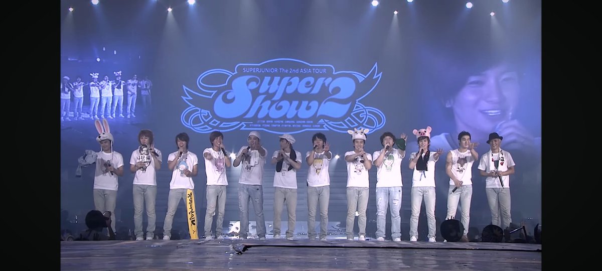 97kuroshiro's tweet photo. 🥰🤗😱😭🩵🫶🫰💙
#SUPERWEEK #SUPERSHOW #SUPERJUNIOR https://t.co/ikx9KxbcJO