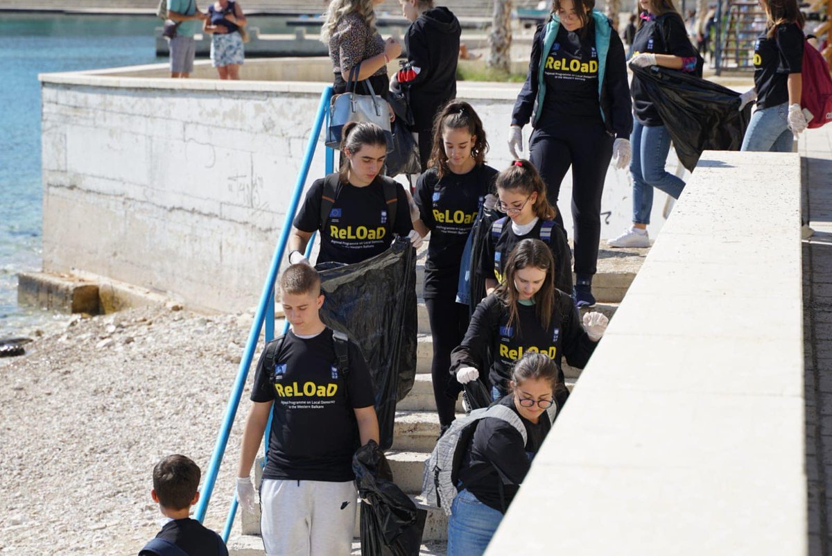 UNDPAlbania's tweet photo. Happy International Youth Day! Through the #ReLOaD2, youth are shaping their communities like never before! ✅1,500+ young people engaged in 60+ youth-led initiatives
✅24 local youth dialogue events sparking activism & volunteerism
✅Supporting the National Youth Strategy 2022–2029 & Local Youth Councils
✅More funding & trust for youth with the #LOD methodology
Today we celebrate the power of youth in driving change!