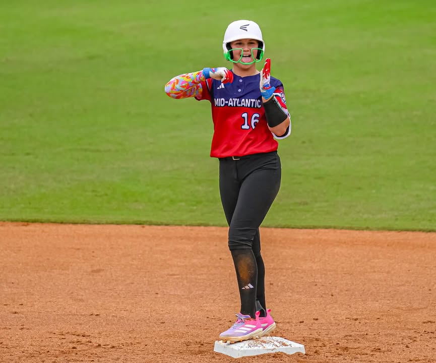 EastonFastpitch's tweet image. 2025 LITTLE LEAGUE SOFTBALL WORLD SERIES CHAMPIONS! 🏆🥎 

Congratulations to team Mid-Atlantic on bringing home the title! 👏 What an incredible World Series! #TeamEaston #LLWS #LittleLeague