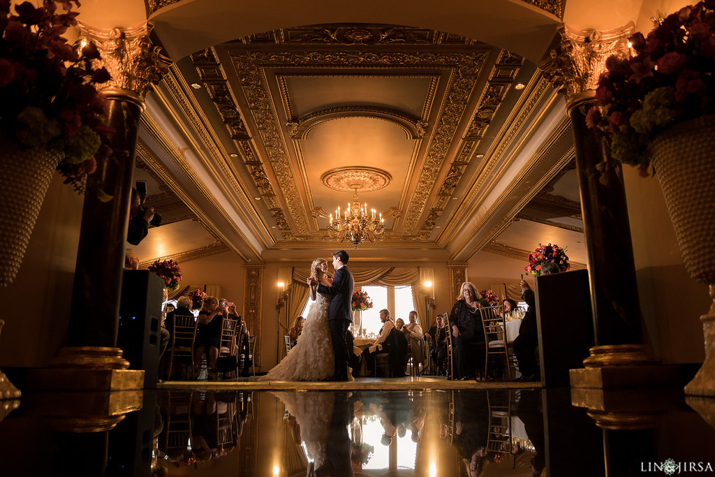 TrumpGolfLA's tweet image. Trump&apos;s Room is one of our two fabulous venues, boasting breathtaking views that will leave you and your guests in awe.  From intimate receptions to grand celebrations, we’ve got the perfect setting for your love story. 

#TrumpLA #weddings #DreamVenue #oceanviews
