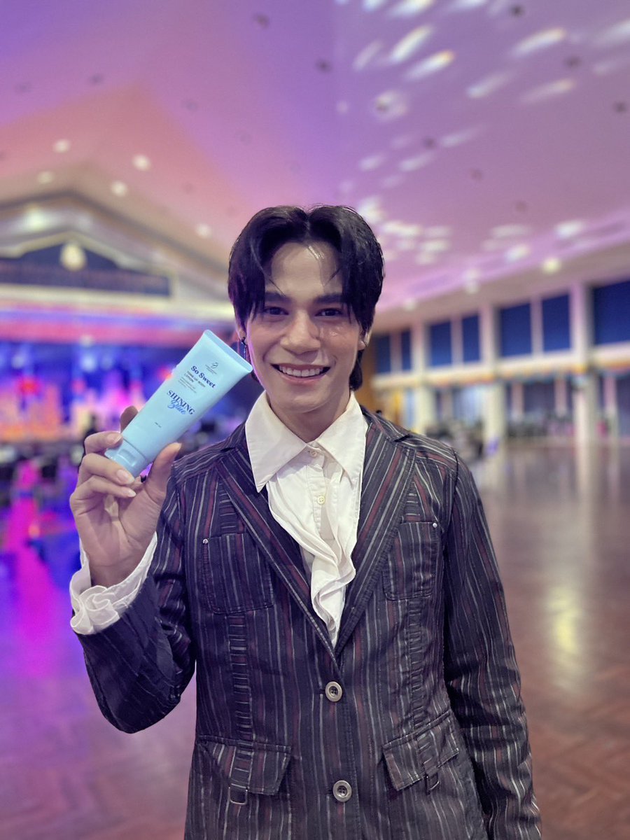 SSuperodyssey's tweet photo. SO.Super Odyssey ขอบคุณภาพน่ารักๆ จากน้องๆ โตเกียวมิวสิคนะคะ 

น้องๆบอกว่าเพราะเรื่องผิวเราต้องเป๊ะ😘

#แบรนด์โซ #Sosuperodyssey #โซซุปเปอร์ออดิซซี่คอสเมติค
#ค่ายเพลงโตเกียวมิวสิค
#โตเกียวมิวสิค 
#ผู้ใหญ่บ้านฟินแลนด์ https://t.co/7AfNsGDNkH