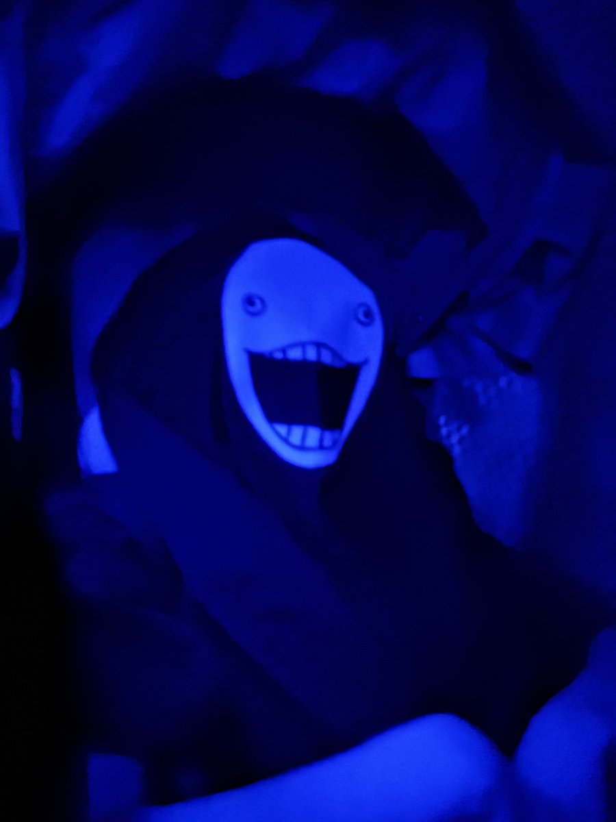 弌誠さんのライブ　魂震えました
ありがとうございました

そしてそして、みんなごめん。
今回の合いの手MVPいただきました🙇‍♂️
楽しい空間に感謝です。。

27も楽しみにしてます！！
#弌誠　#夜行バスで帰る