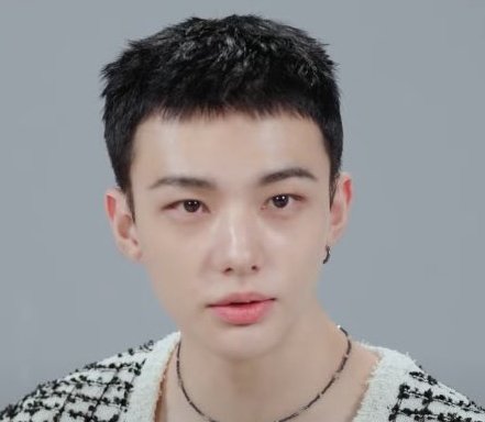 hyunjindoodle's tweet photo. Fem presenting gay vs masc presenting lesbian https://t.co/q4aevmX0U2
