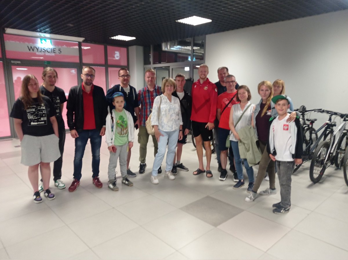 Marcin Tarociński (@m_tarocinski) on Twitter photo W minionym tygodniu w ramach wakacji z Widzewem odwiedziły nas grupy z Lubochni, Łodzi i oczywiście turyści z całej Polski: Sanoka, Koszalina, Olsztyna, Poronina, Białegostoku i wielu innych miejsc. Ponownie zapraszamy już w najbliższy czwartek. Marcin.tarocinski@widzew.com W minionym tygodniu w ramach wakacji z Widzewem odwiedziły nas grupy z Lubochni, Łodzi i oczywiście turyści z całej Polski: Sanoka, Koszalina, Olsztyna, Poronina, Białegostoku i wielu innych miejsc. Ponownie zapraszamy już w najbliższy czwartek. Marcin.tarocinski@widzew.com