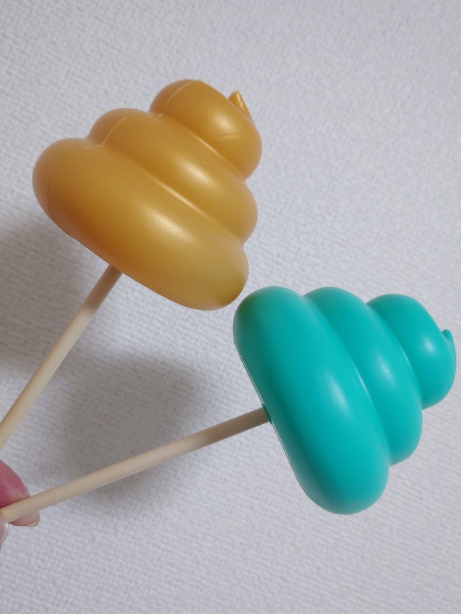 今日はみんな大好きうんこミュージアム行ってきました💩💩
ふぃねがんずでうんこうんこ言いまくってイツメン４人で来た！💩💩
２回目にして黄金のうんこを生み出した！ｳﾚｼ
べぇやん渾身の「ｳﾞﾝｺﾞｫ!!」が聞けて満足です( ˇωˇ )www